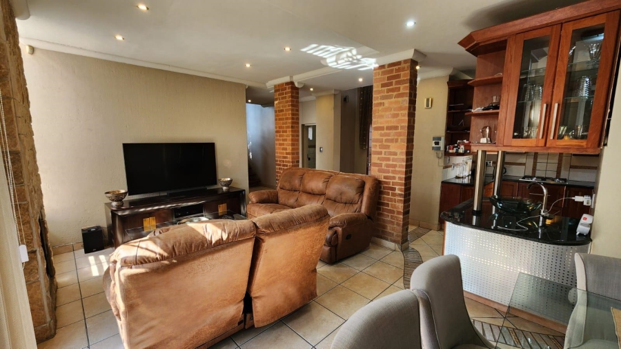 3 Bedroom Property for Sale in Cashan North West